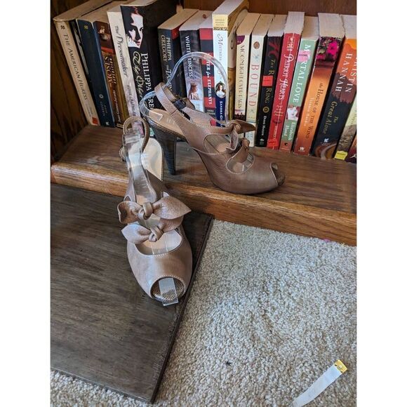 Hispanitas tan leather peeptoe slingbacks sz 40 new no box - Picture 3 of 5